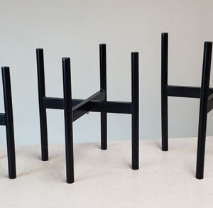 Metal Planter Stand