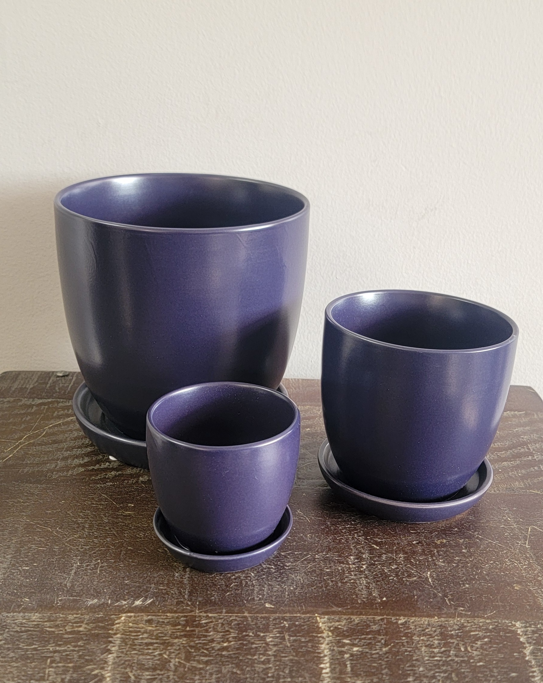 Bell Planter with Attached Saucer - Image 22
