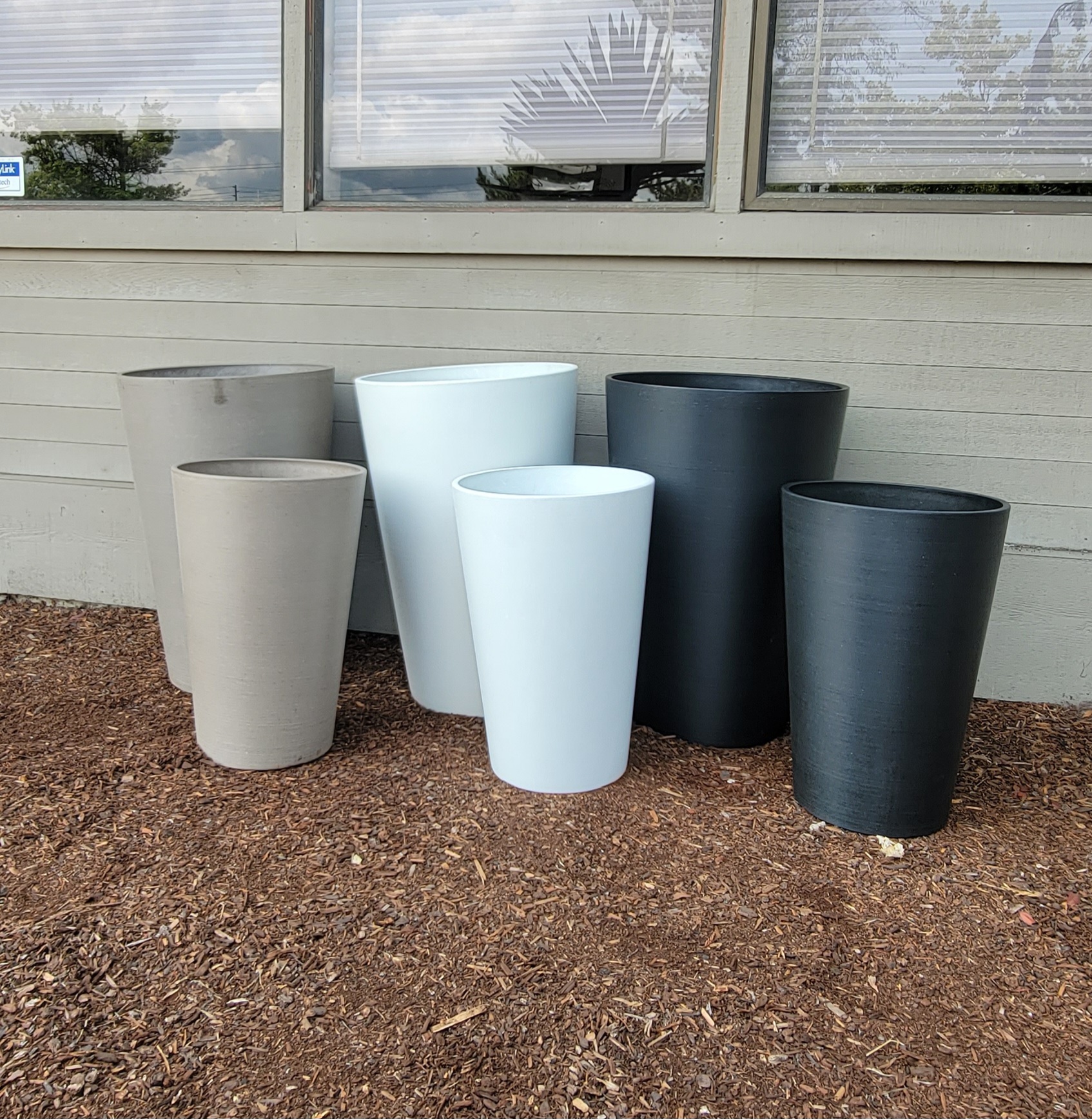 EcoTech Tall Round Pot - Image 2